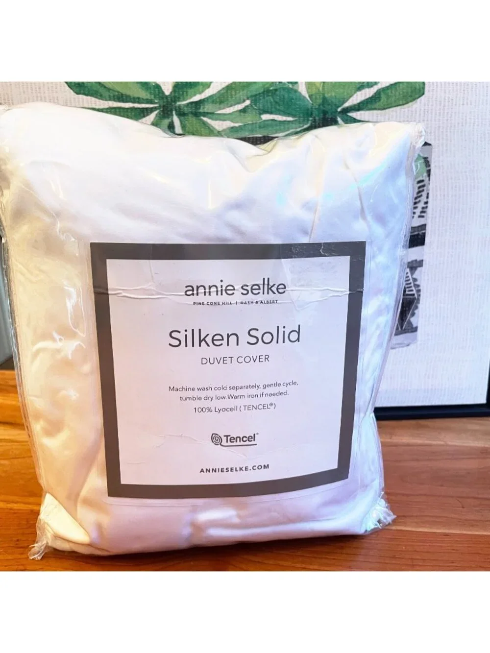 NIP $288 Pine Cone Hill Annie Selke Silken Solid Duvet Cover Tencel Queen White